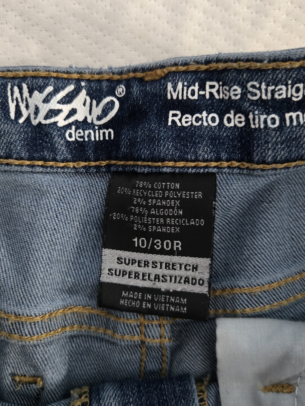 Women's Straight-Leg Jeans in Dark Indigo Wash - Picture 5 of 5